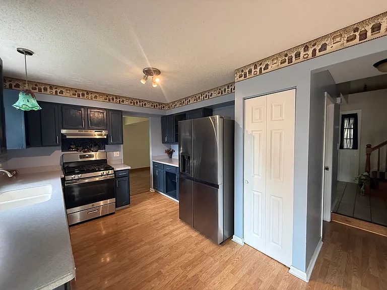 417 Bristol Way — Photo 3