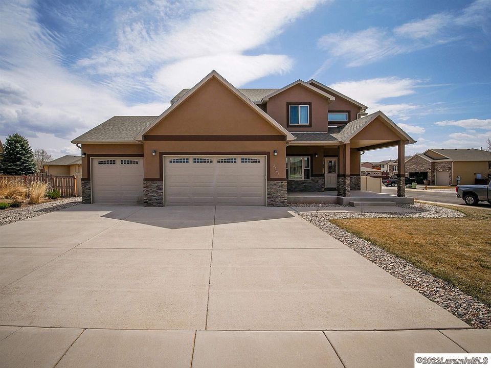 1st image of 2031 Fox Ct