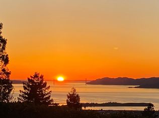 91 Fairlawn Dr, Berkeley, CA 94708