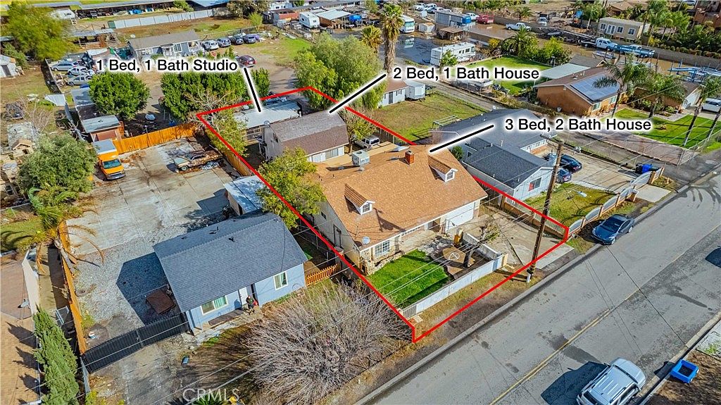 STREET ニューヨーク 9715 Saxony Rd, Silver Spring, MD 20910 | Redfin