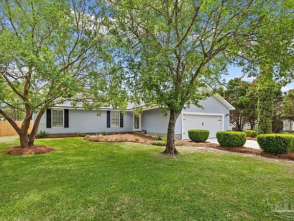 3rd image of 1938 Iris Ln