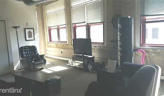 LivingRoom1
