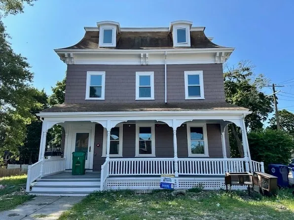 440 Newtonville Ave APT 1, Newtonville, MA 02460