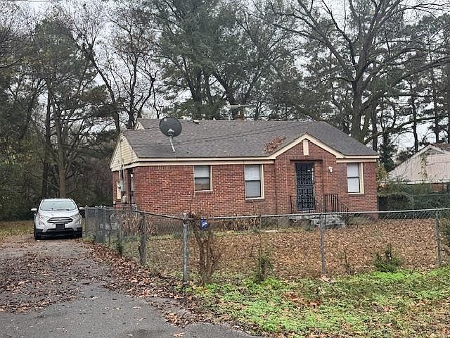 Listing photo 4