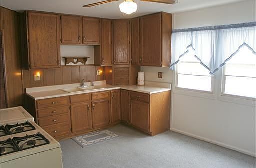 2nd image of 2906 W Ford St
