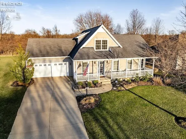 532 Snowy Egret Dr, Huron, OH 44839