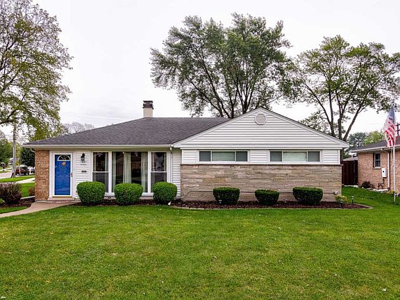 2nd image of 1114 W Villa Dr