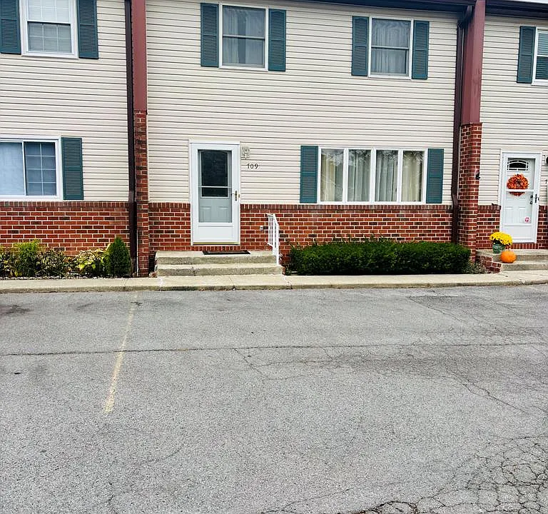 709 Chert Ln