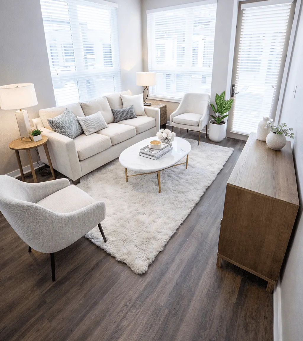 Highland Place — Photo 1