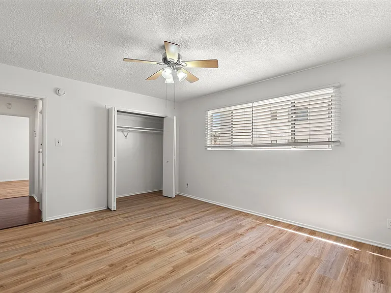 1041 S Corning St #205 — Photo 15