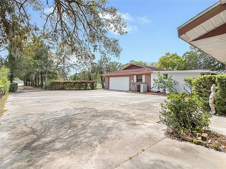 8225 E Highway 25 — Photo 8