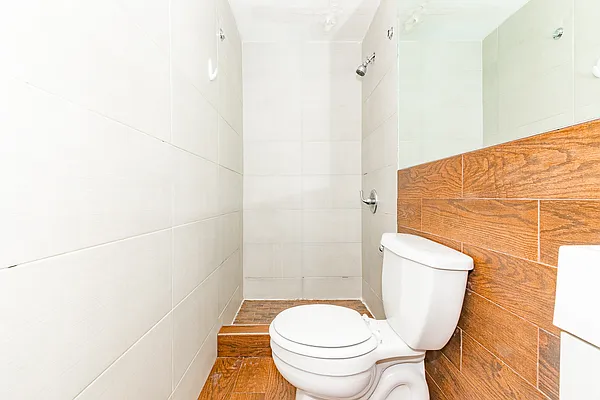 Rented by MySpaceNYC | media 14