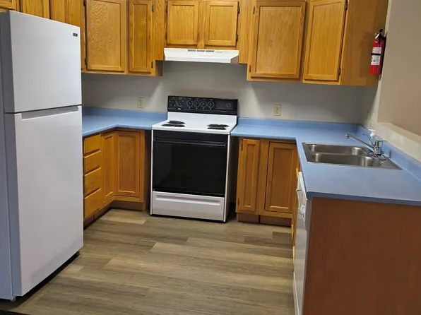 316 Grant St APT F, Bethalto, IL 62010