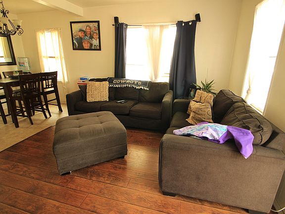 5th image of 560 N Anita Ave