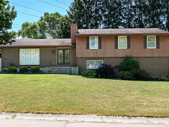 2nd image of 4220 Willow Creek Dr