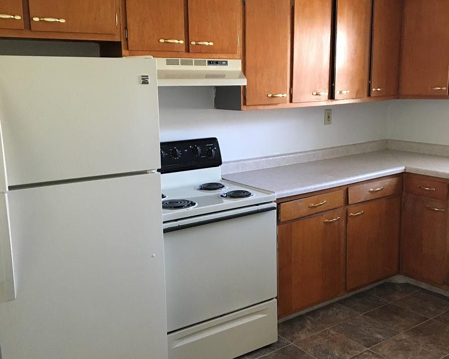2nd image of 1211 Chicago St APT 4