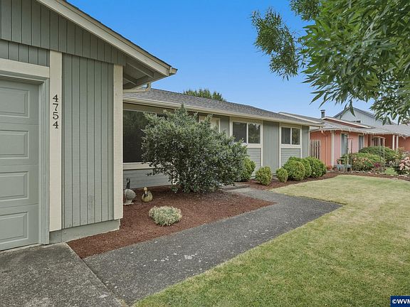 3rd image of 4754 Nighthawk Ct NE