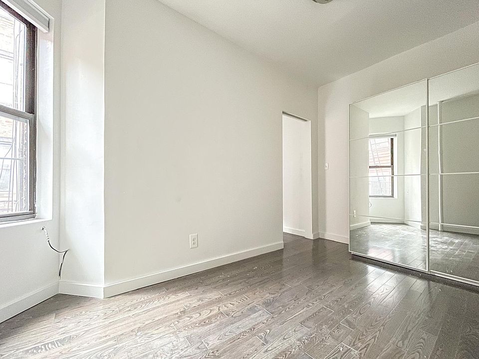 2nd image of 210 W 10th St APT 2E