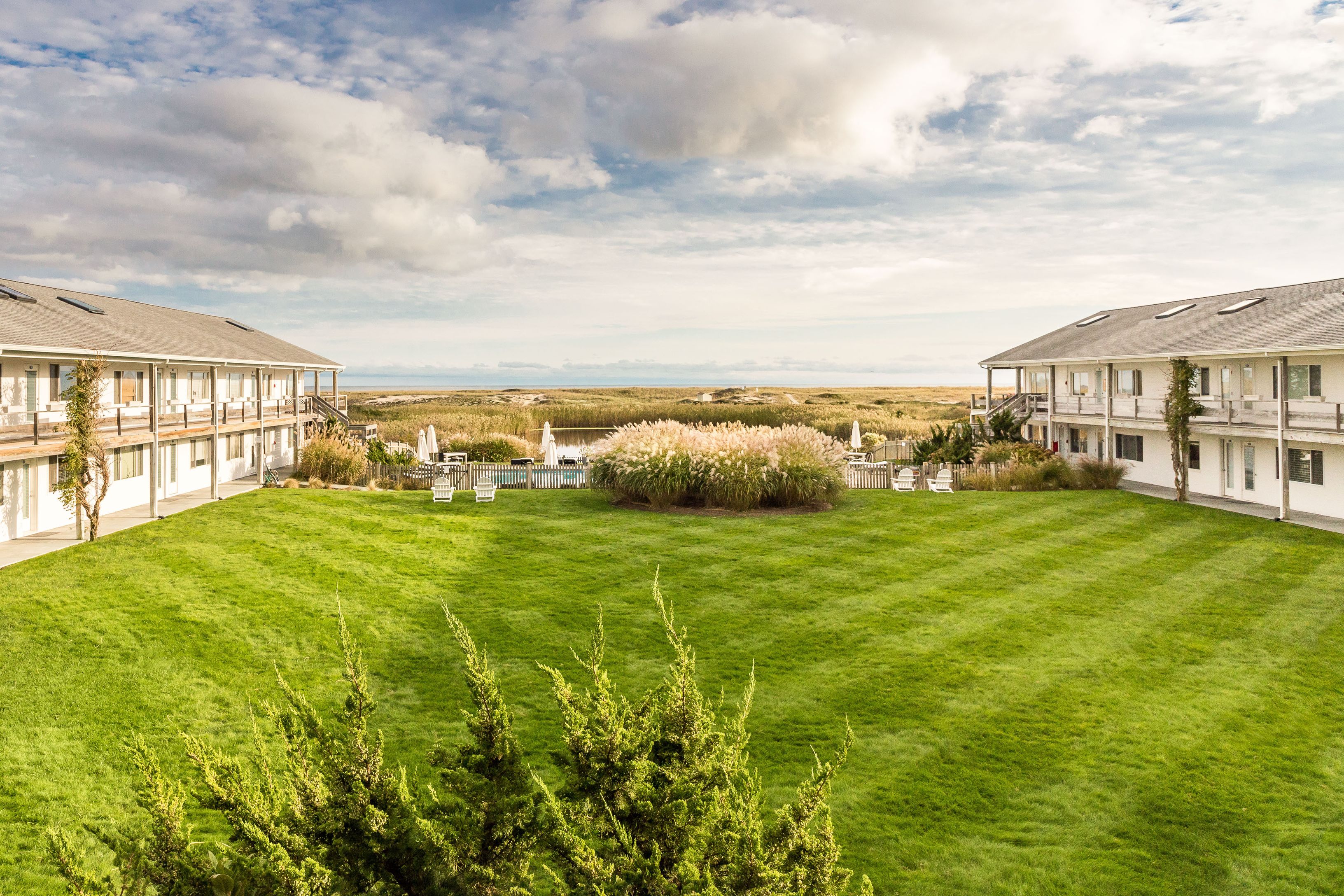 379 Bluff Rd Ocean Dunes, Amagansett, NY 11930 Out East