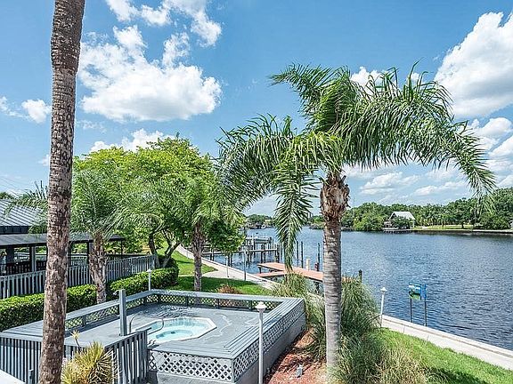 3rd image of 2424 W Tampa Bay Blvd APT B106