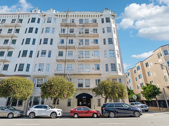4th image of 1520 Gough St #502
