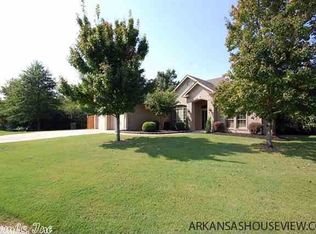1045 Westfield Dr, Conway, AR 72034