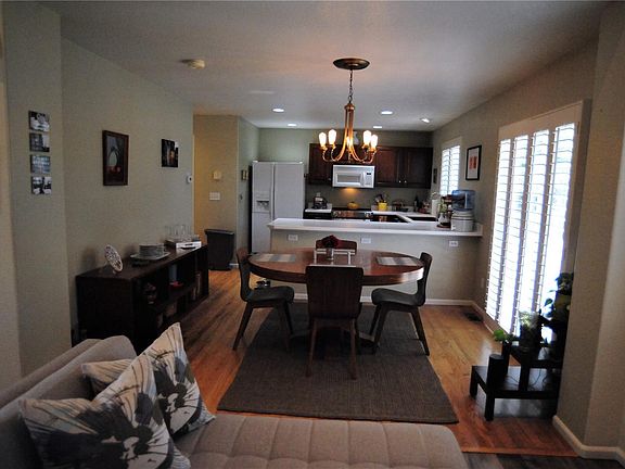 3rd image of 3967 W Kenyon Ave
