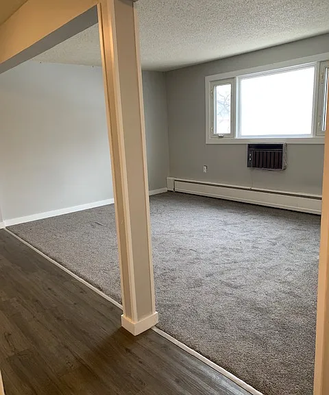 2200 Smith St #1 — Photo 3