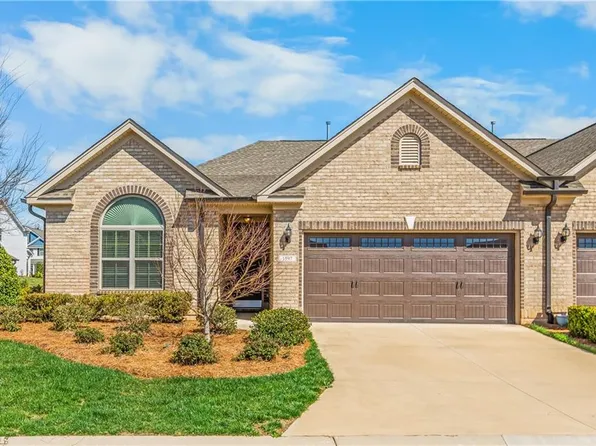 1597 Oakbluffs Dr, Colfax, NC 27235