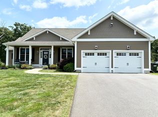 72 Rifleman Way, Uxbridge, MA 01569