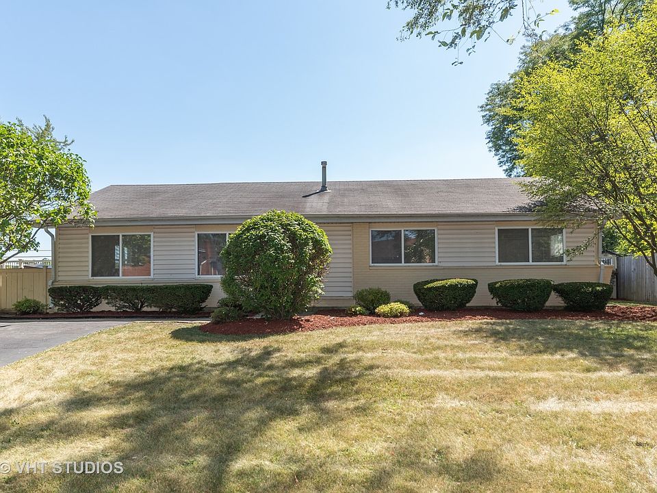 1st image of 485 Newark Ln