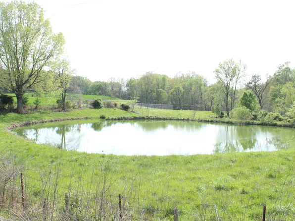 195 Old Jackson Rd, Trenton, TN 38382