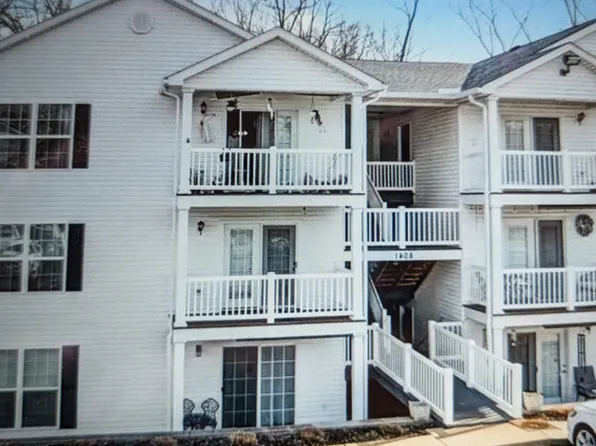 1408 Summertree Springs Ave APT I, Valley Park, MO 63088
