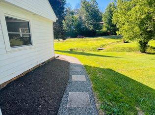 139 Old Fort Rd #A, Fairview, NC 28730