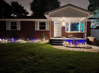 2501 Mavis Ct, Louisville, KY 40216