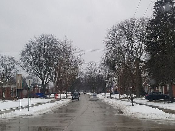 4th image of 14215 Cardwell St