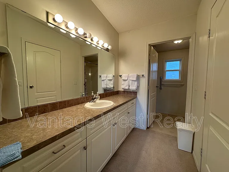 9481 Winchester Rd — Photo 17