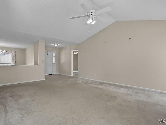 5th image of 3711 Falcon View Dr