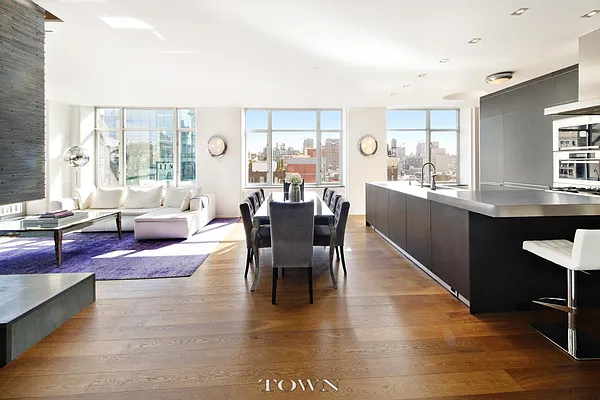 Sold by Town Residential | media 19