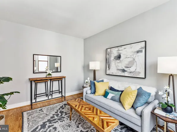 7 18th St SE APT 204, Washington, DC 20003