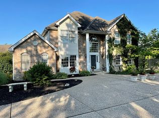 1353 Craig Rd, Saint Louis, MO 63146