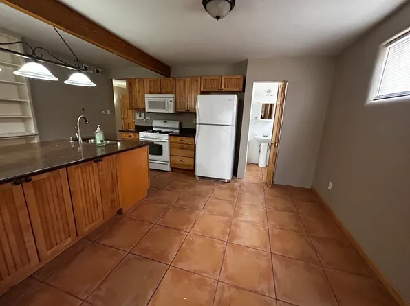 408 Cornell Dr SE #A, Albuquerque, NM 87106