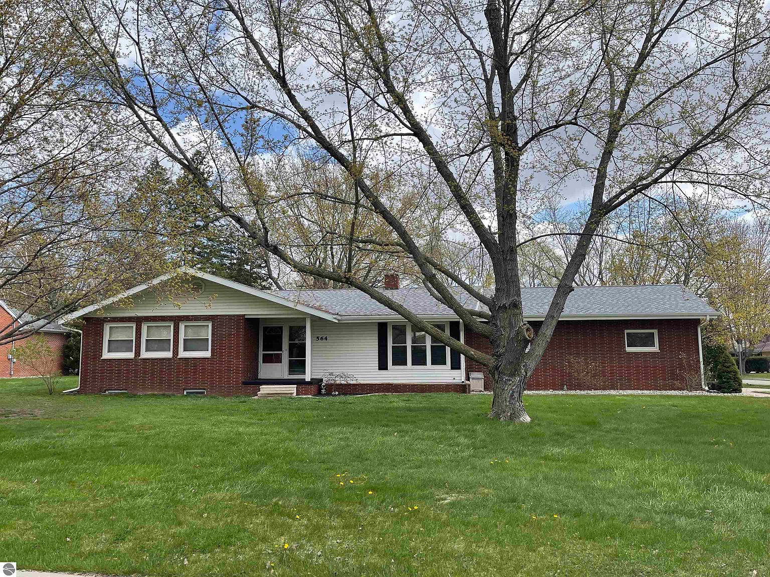 564 Charles Ave, Alma, MI 48801 MLS 1910270 Zillow