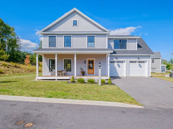 5 Goldfinch Drive #42, Falmouth, ME 04105