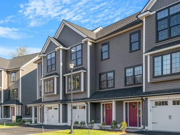 168 Lowell St #16, Wilmington, MA 01887