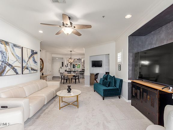 4th image of 7401 W ARROWHEAD CLUBHOUSE Drive #2027