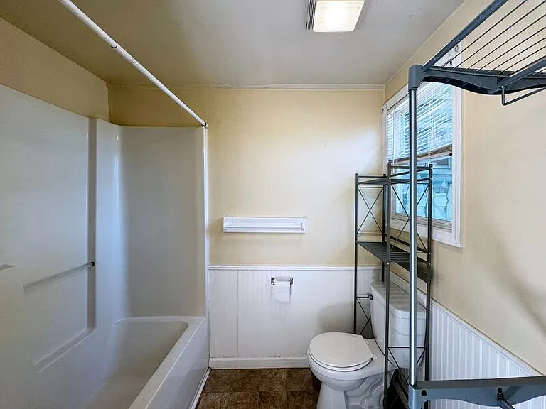 427 Washington St #4 — Photo 11