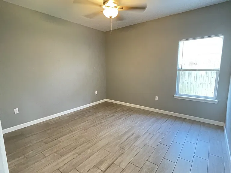3416 Sahara Dr #3 — Photo 7