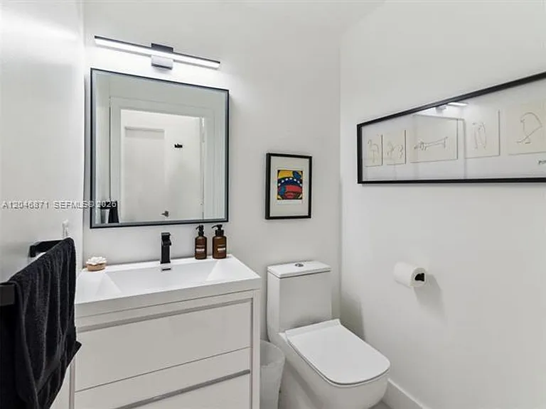 15760 NW 16th Ct #15760 — Photo 29