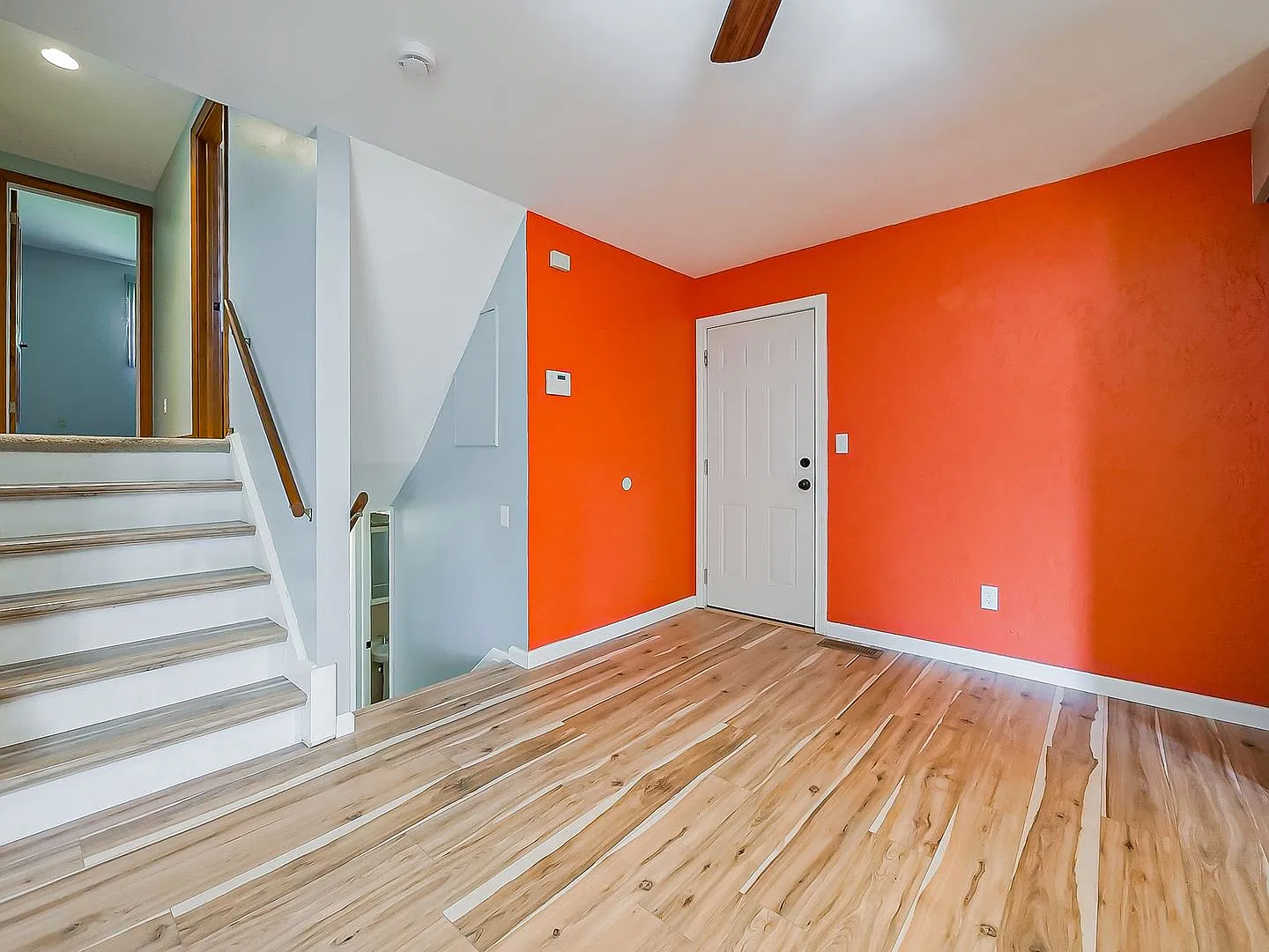 Spacious 3-Bedroom Home in Commerce Township! — Photo 4